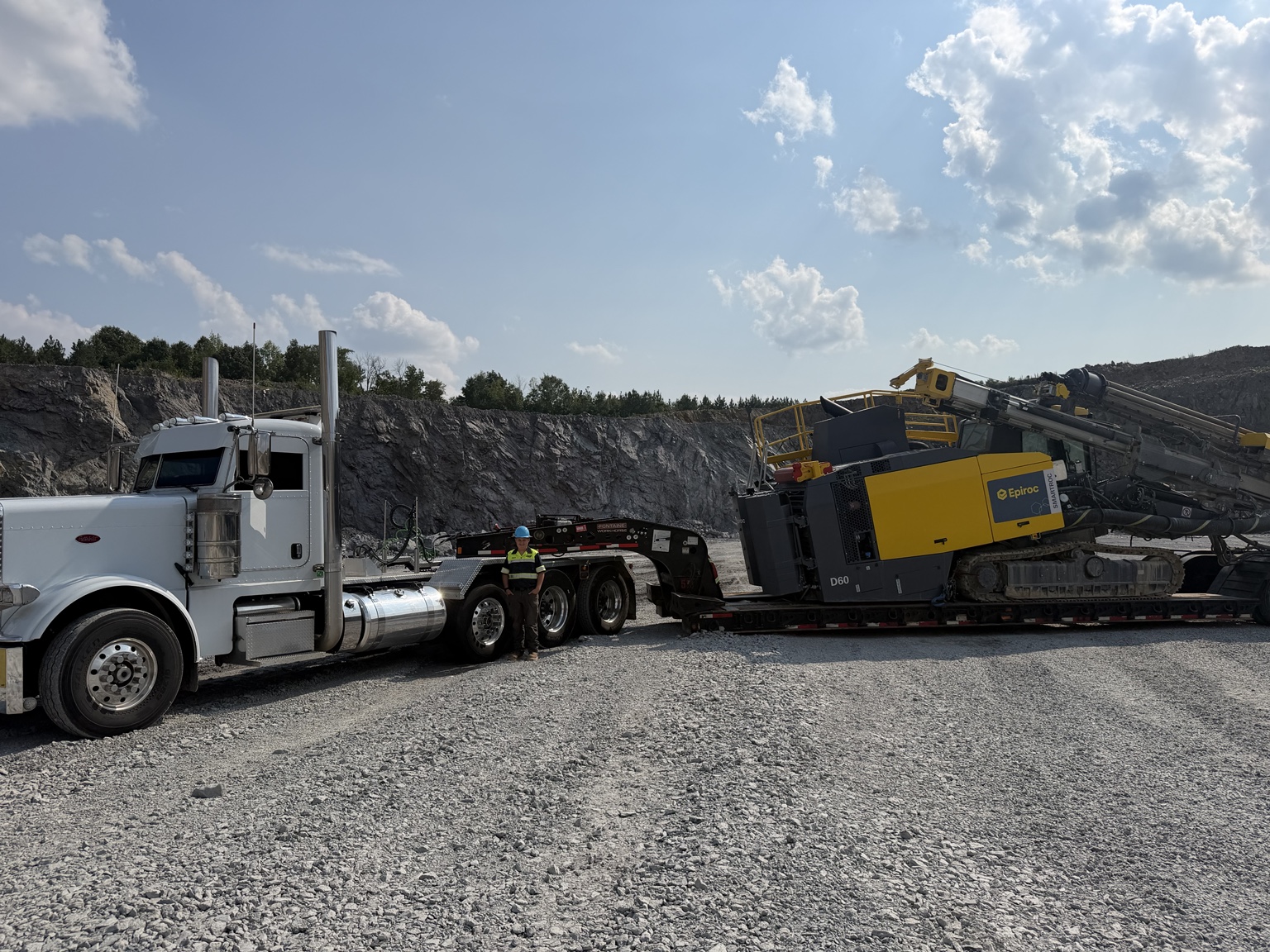 Equipment Services of NC truck